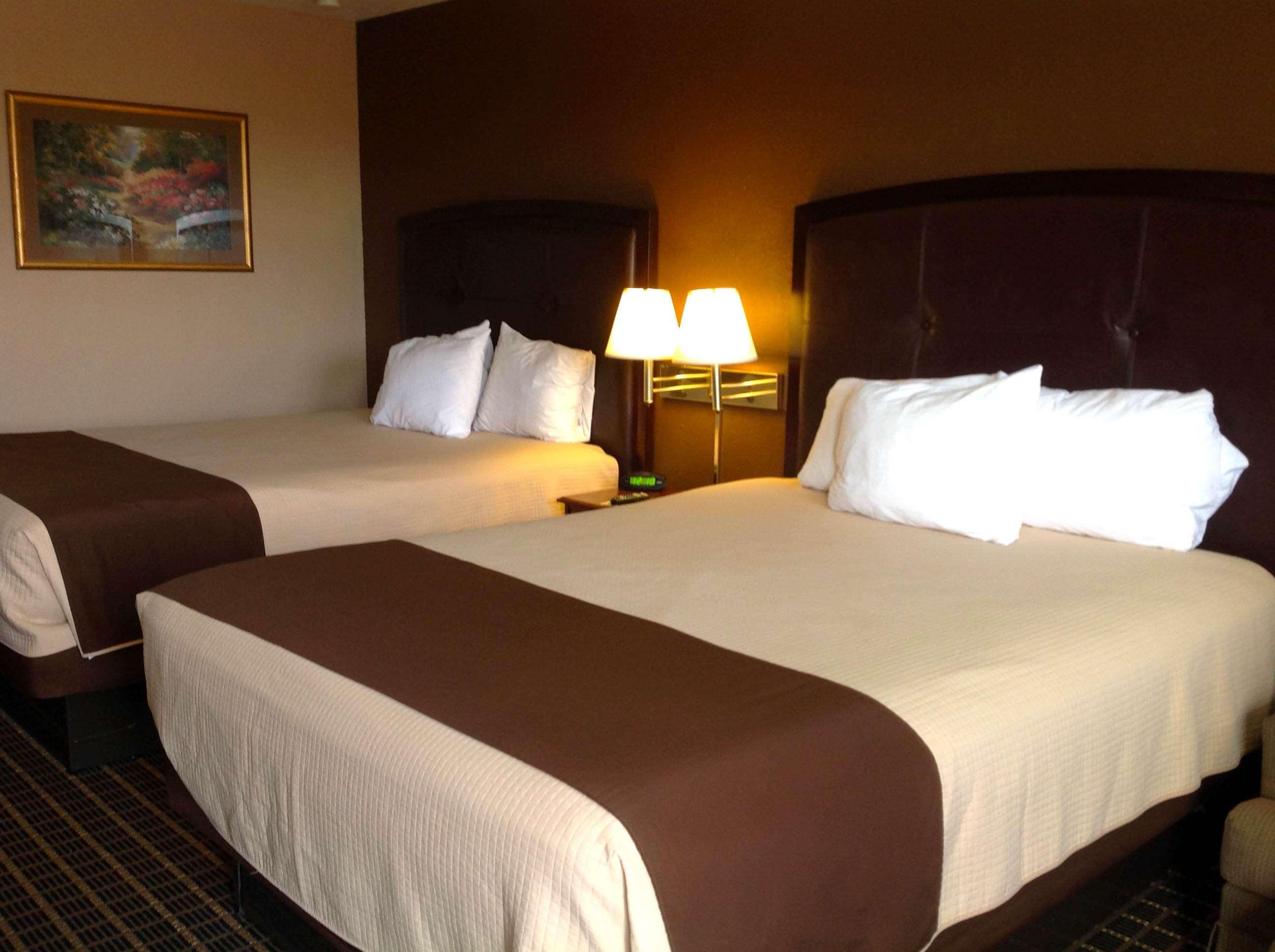 Americas Best Value Inn York Exterior photo